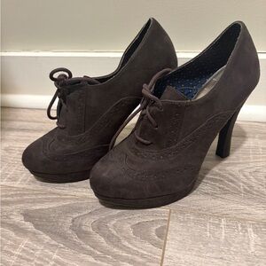 FIONI Clothing Dark Grey Lace-Up Heels